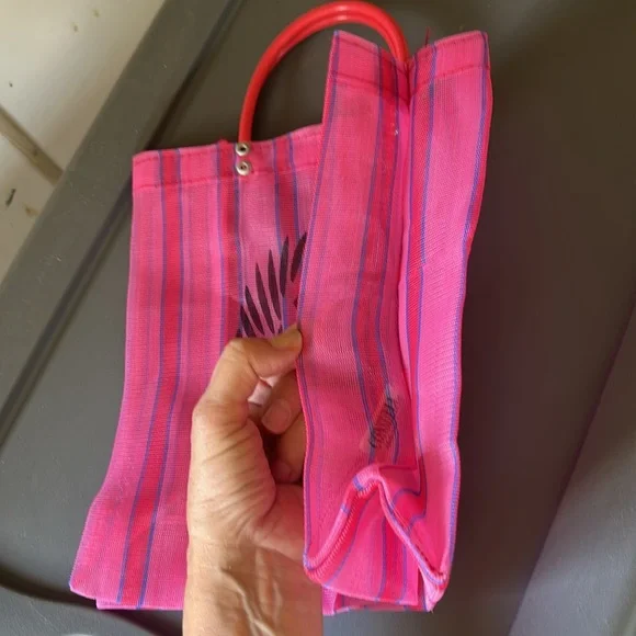 Consuela Shopping Bag (Small/Mini)
(Listing #6) - Picture 5 of 9